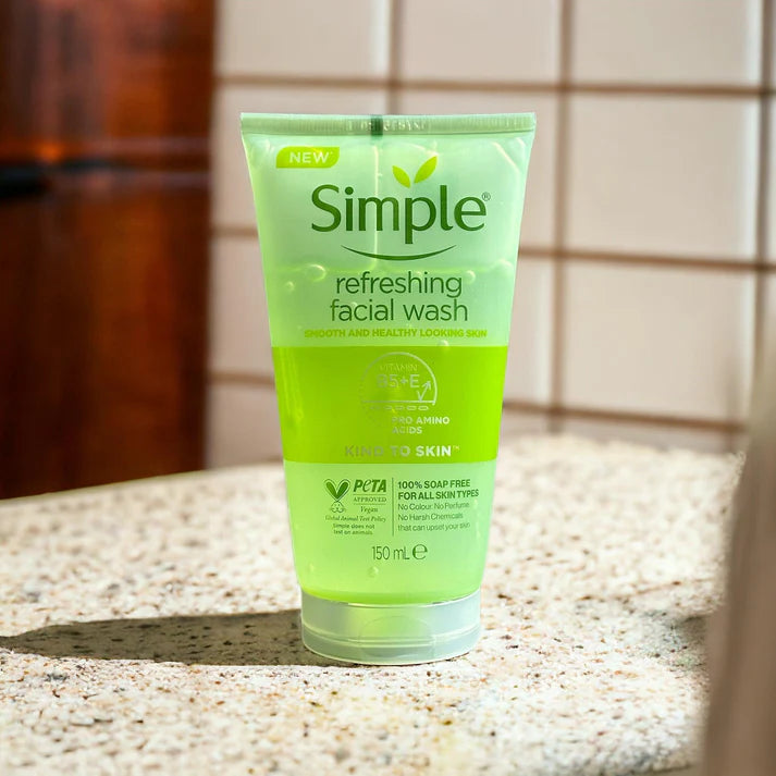 Simple Kind to Skin Refreshing Facial Wash - Makeup Forever