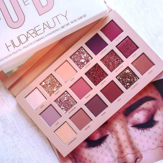 Huda beauty Nude Eyeshadow Palette
