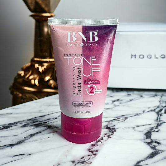 BNB BRIGHTENING INSTANT TONE UP FACE WASH - Makeup Forever 