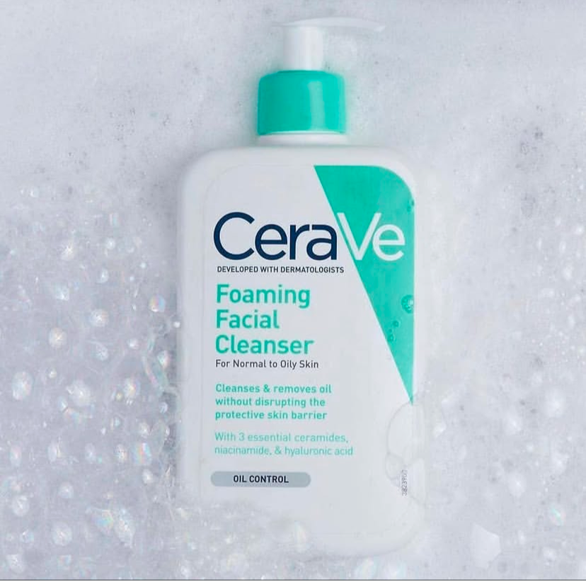 CeraVe Foaming Facial Cleanser - Makeup Forever 