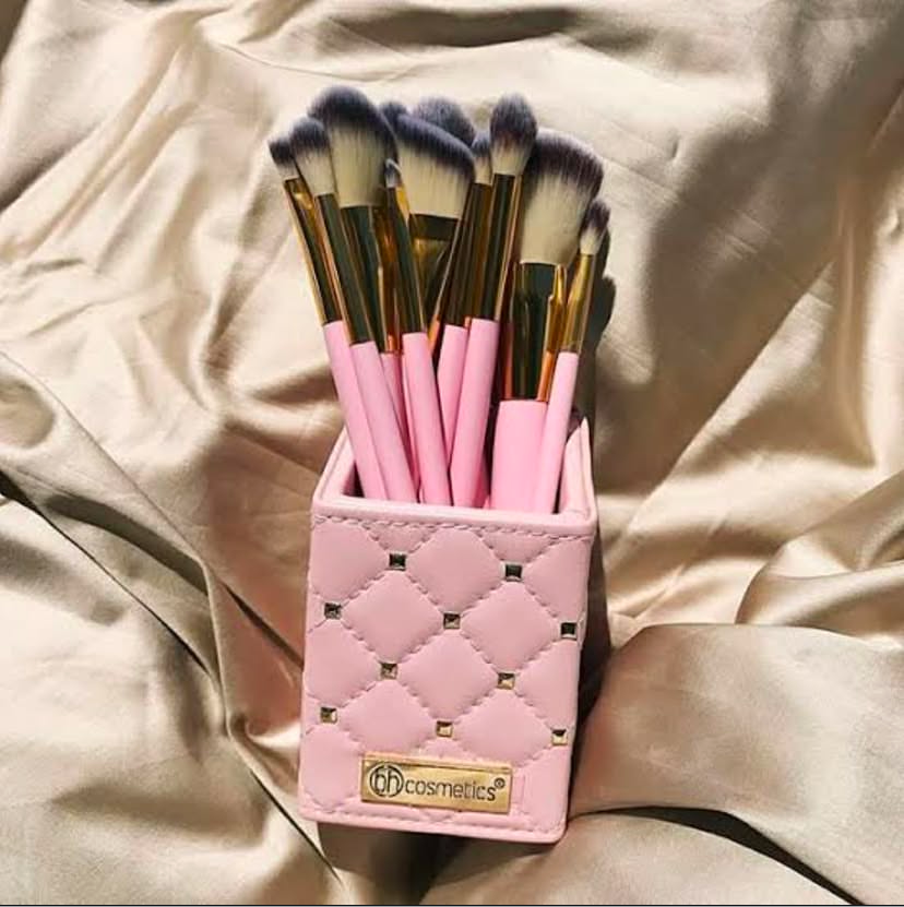 BH Cosmetics Pink Studded Elegance 12 Piece Brush Set