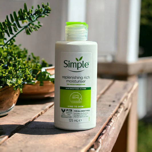 Simple Kind to Skin Replenishing Rich Moisturiser - Makeup Forever 