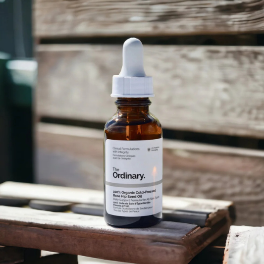 The Ordinary 100% Organic Cold-Pressed Rose Hip Speed Oil - Makeup Forever 