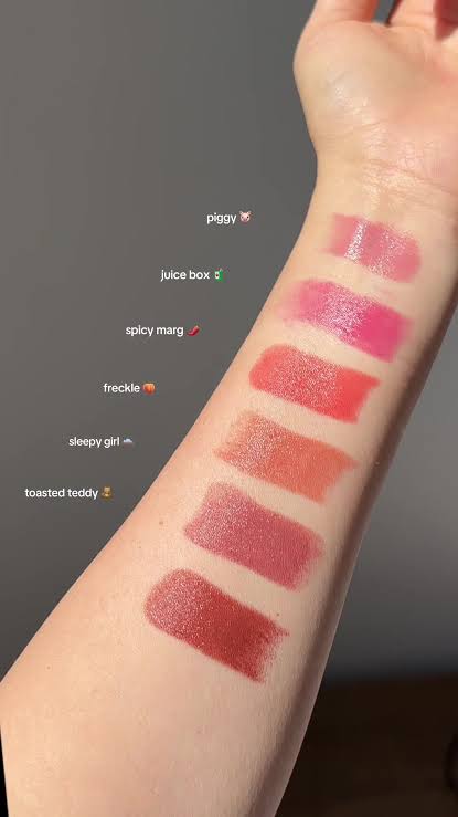 Rhode Pocket Blush – Creamy & Long-Lasting Cheek Tint 💕